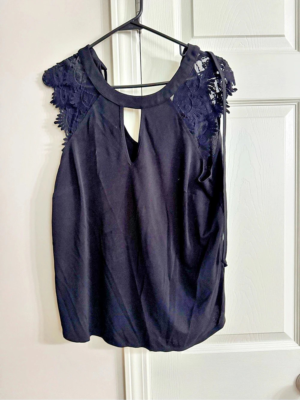 Black Lace Shoulder Tank Top Like New